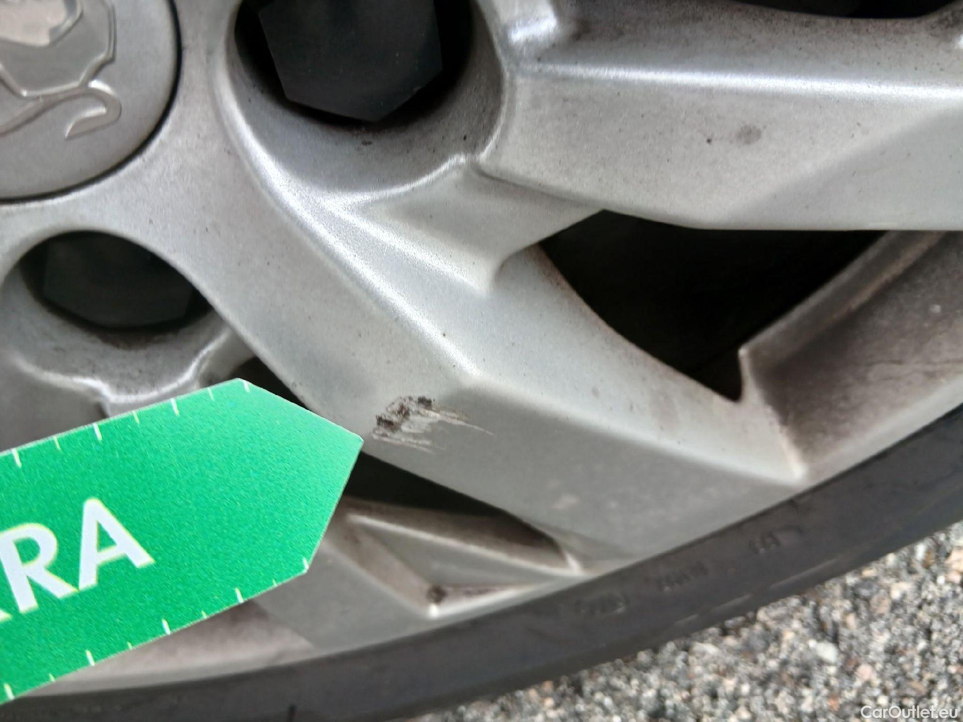  Peugeot  3008 PEUGEOT  / 2020 / 5P / todoterreno 1.5 BlueHDi 96kW (130CV) S&S Active Pack #5