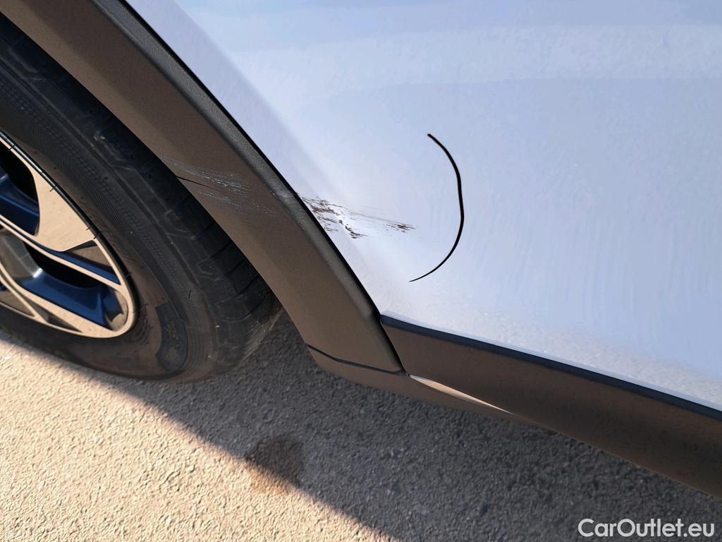  KIA  XCeed KIA  / 2019 / 5P / todoterreno 1.0 T-GDi Drive 88kW (120CV) #4