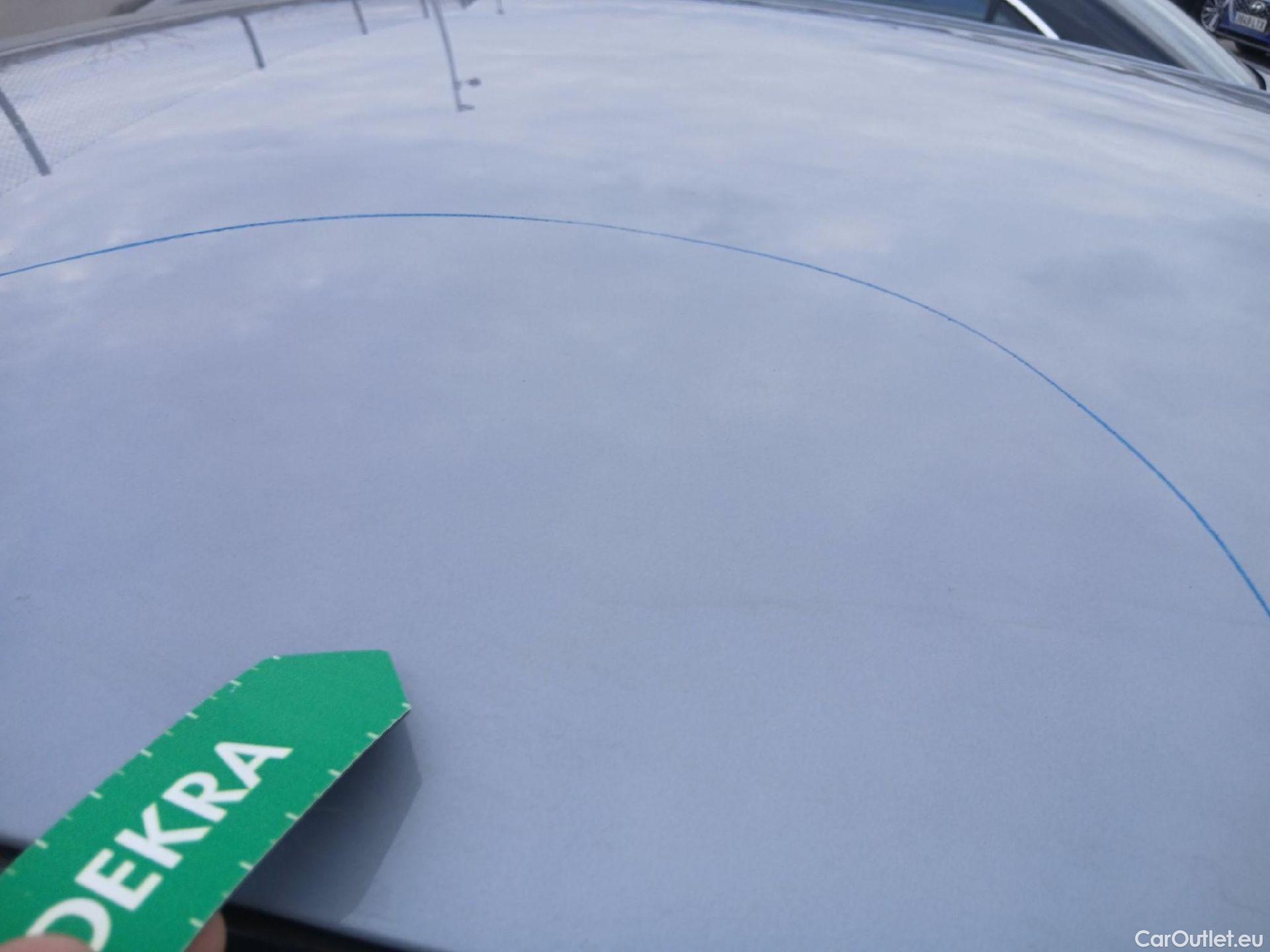  Hyundai   Ioniq HYUNDAI / 2016 / 5P / berlina con portón 1.6 GDI HEV Tecno DCT (AC) #17