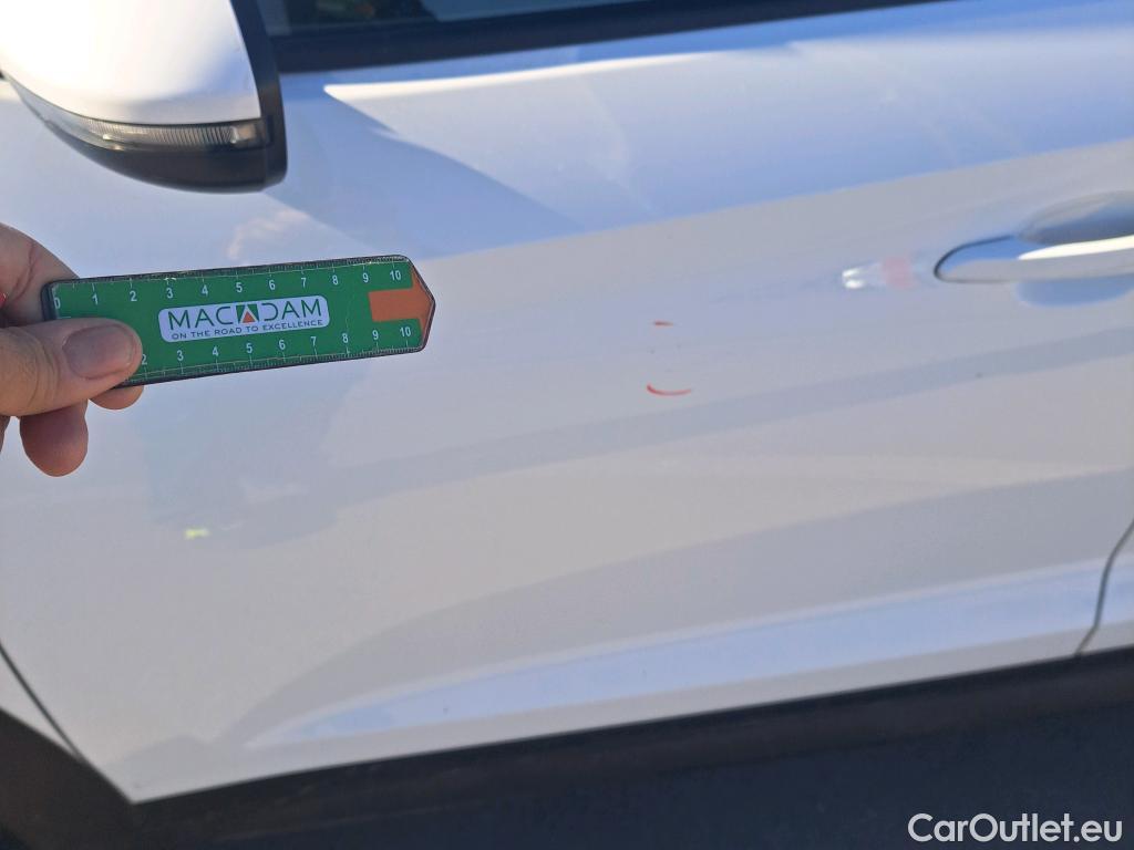  Hyundai  Tucson HYUNDAI  / 2018 / 5P / todoterreno 1.6 CRDI 85kW (116CV) 48V SLE 4X2(SP)(SL) #20