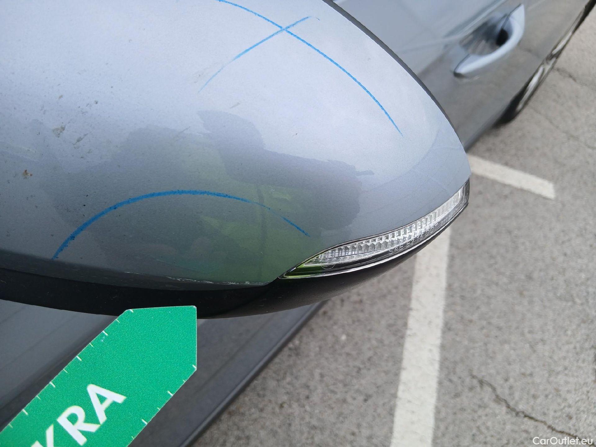  Hyundai   Ioniq HYUNDAI / 2016 / 5P / berlina con portón 1.6 GDI HEV Tecno DCT (AC) #15