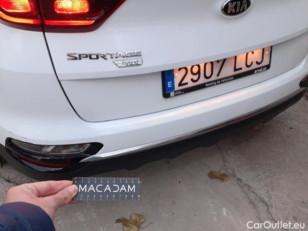  KIA  Sportage KIA  / 2018 / 5P / todoterreno 1.6 MHEV Concept 85kW (115CV) 4x2  #26