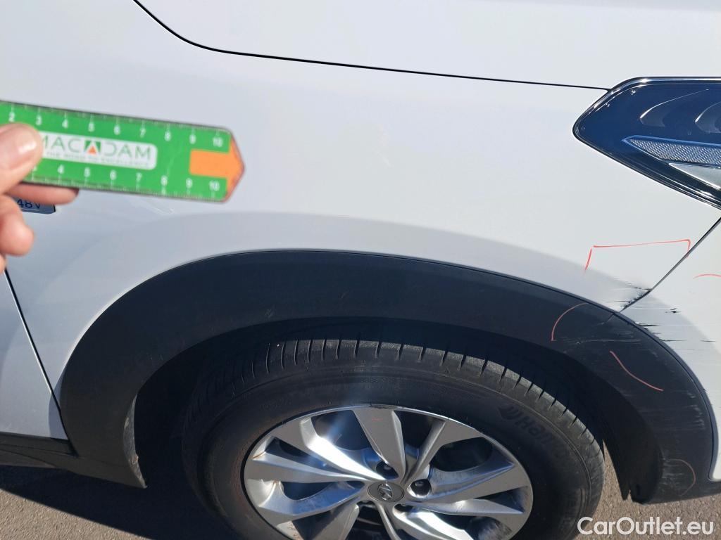  Hyundai  Tucson HYUNDAI  / 2018 / 5P / todoterreno 1.6 CRDI 85kW (116CV) 48V SLE 4X2(SP)(SL) #1