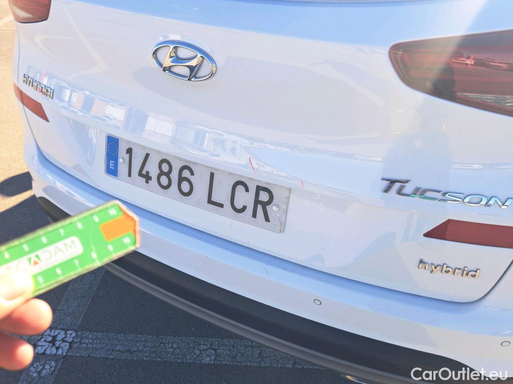  Hyundai  Tucson HYUNDAI  / 2018 / 5P / todoterreno 1.6 CRDI 85kW (116CV) 48V SLE 4X2(SP)(SL) #26