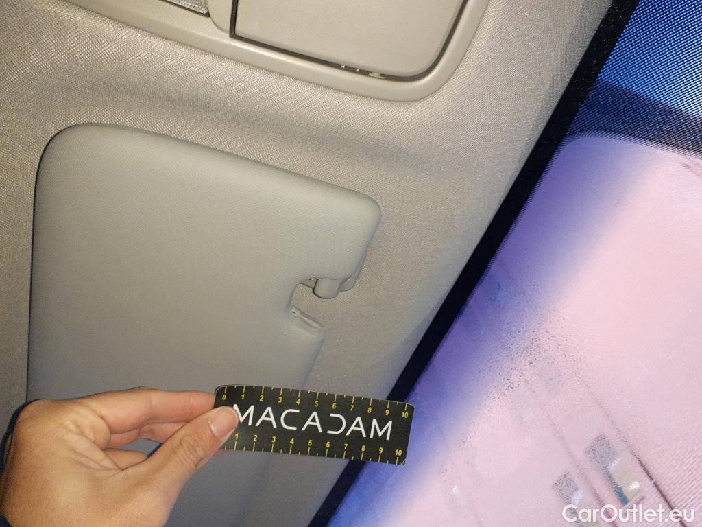  KIA  Sportage KIA  / 2018 / 5P / todoterreno 1.6 MHEV Concept 85kW (115CV) 4x2  #29