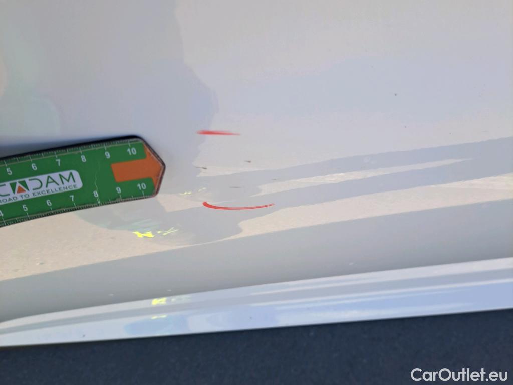  Hyundai  Tucson HYUNDAI  / 2018 / 5P / todoterreno 1.6 CRDI 85kW (116CV) 48V SLE 4X2(SP)(SL) #21