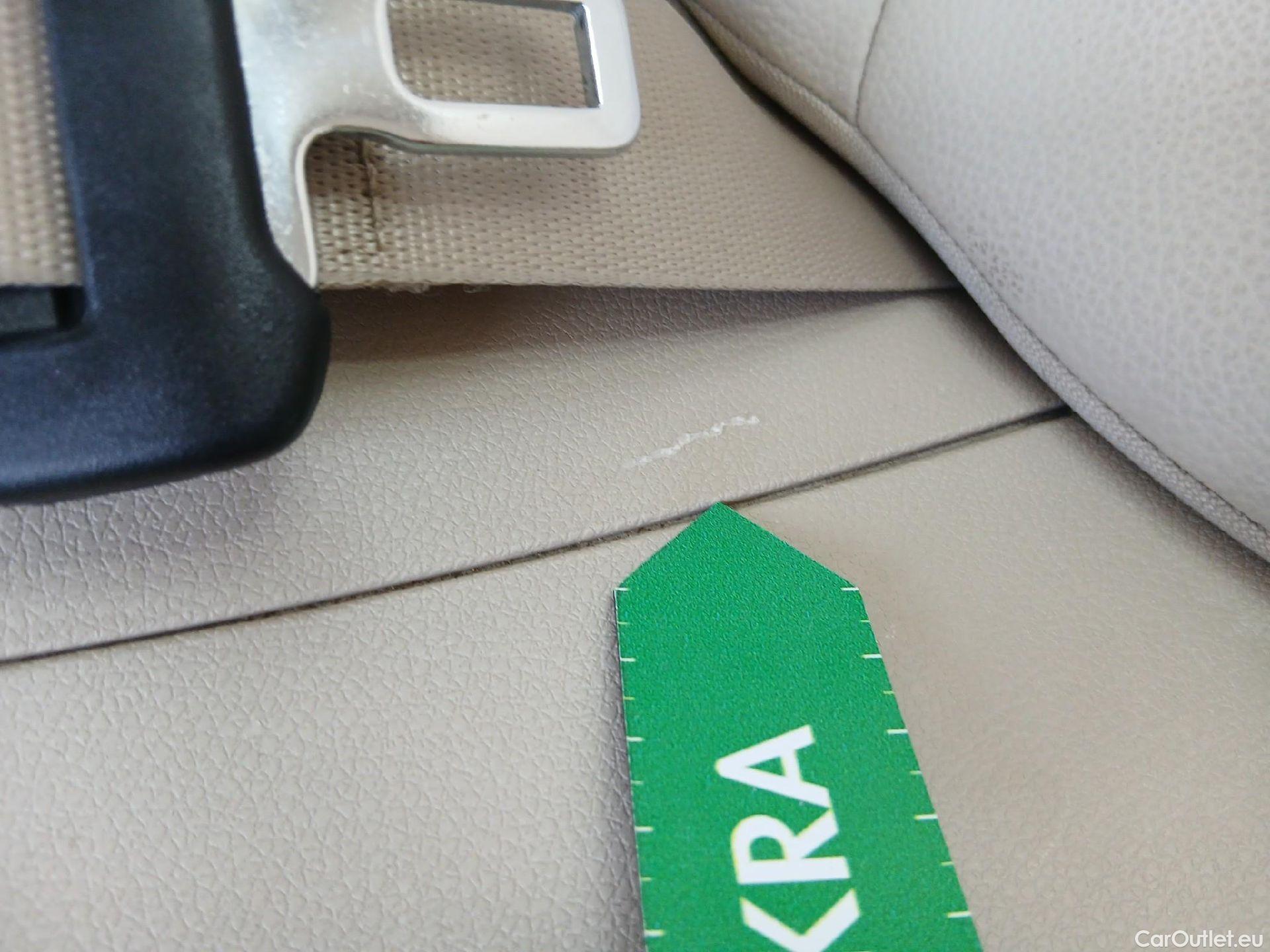  Mercedes  G-Klasee MERCEDES-BENZ GLC Coupé / 2019 / 5P / coupé GLC 220 d 4MATIC #46