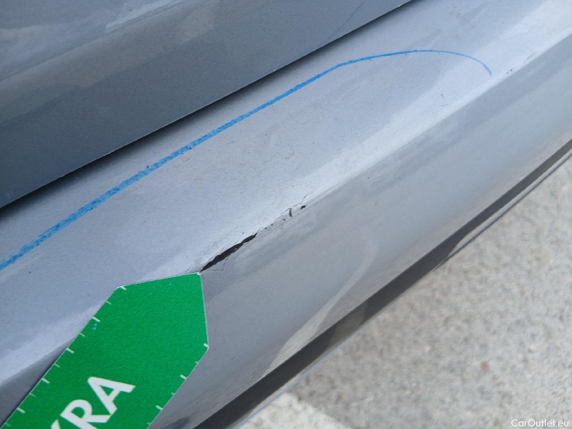  Hyundai   Ioniq HYUNDAI / 2016 / 5P / berlina con portón 1.6 GDI HEV Tecno DCT (AC) #21