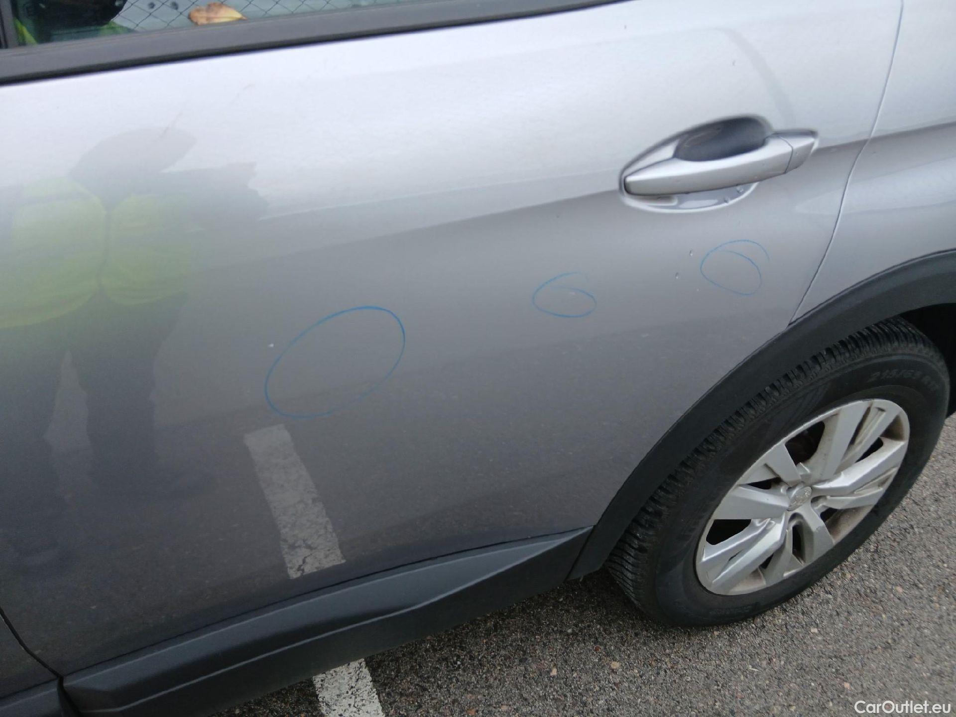  Peugeot  3008 PEUGEOT  / 2020 / 5P / todoterreno 1.5 BlueHDi 96kW (130CV) S&S Active Pack #15