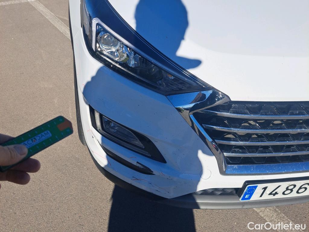  Hyundai  Tucson HYUNDAI  / 2018 / 5P / todoterreno 1.6 CRDI 85kW (116CV) 48V SLE 4X2(SP)(SL) #5