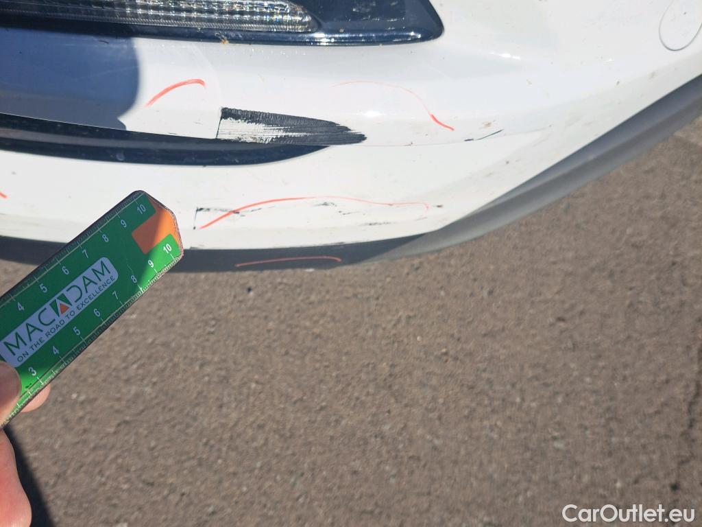  Hyundai  Tucson HYUNDAI  / 2018 / 5P / todoterreno 1.6 CRDI 85kW (116CV) 48V SLE 4X2(SP)(SL) #7