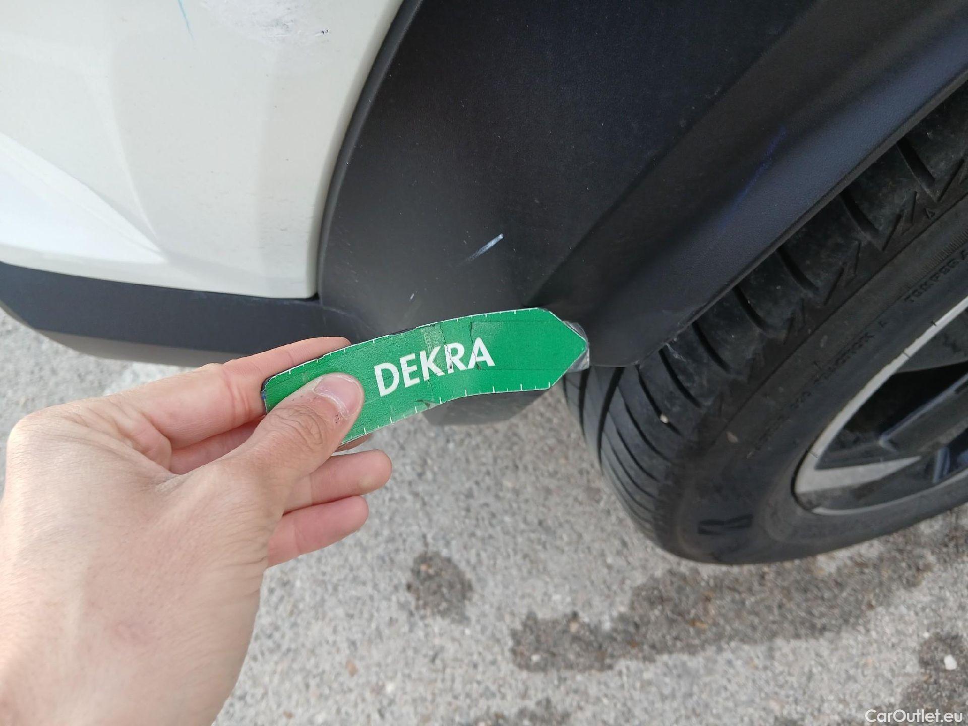  Nissan  Juke NISSAN  / 2019 / 5P / crossover DIG-T 84 kW (114 CV) DCT 7 Vel. Acenta (AC4) #25