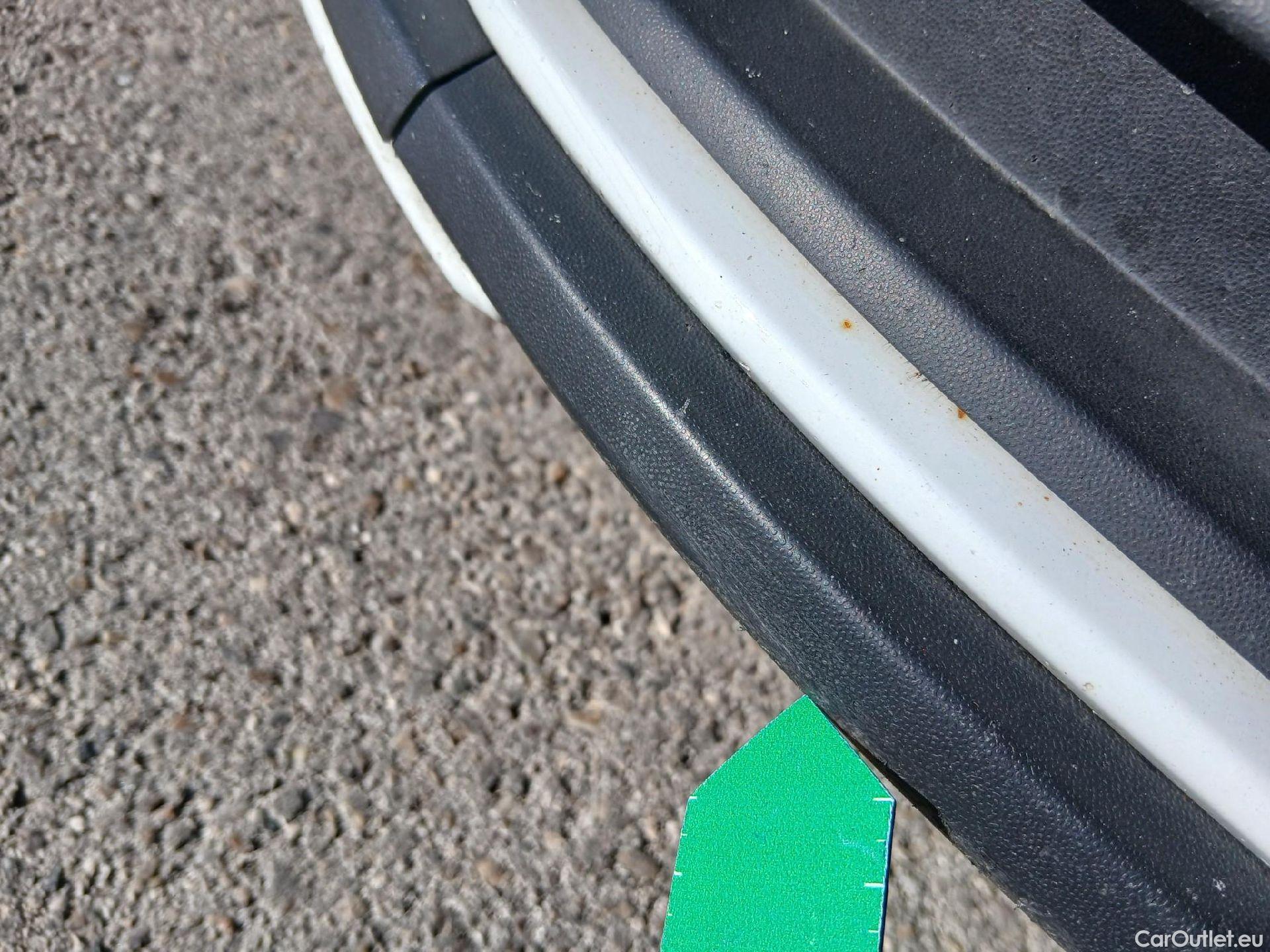  Volkswagen  Polo VOLKSWAGEN  / 2021 / 5P / berlina con portón Life 1.0 TSI 70kW (95CV) #6