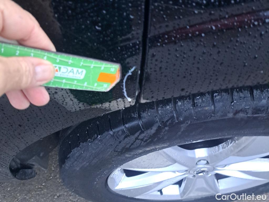  Volvo  XC60 VOLVO  / 2017 / 5P / todoterreno 2.0 B4 D Momentum Auto #25