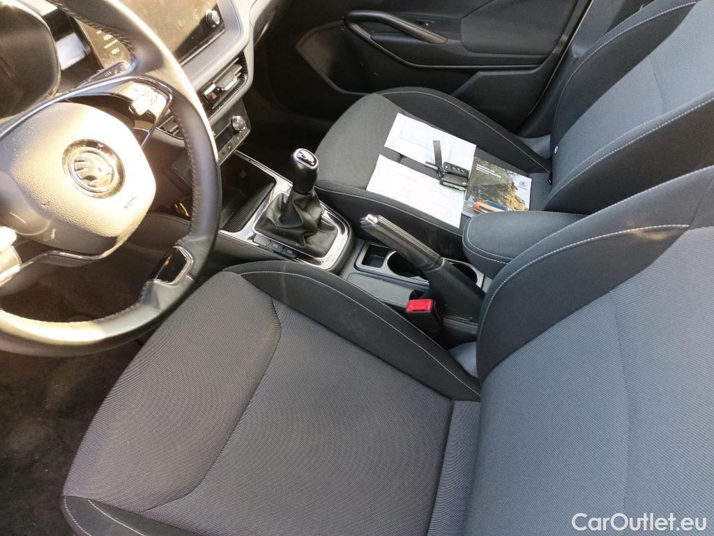  Skoda  Fabia SKODA  / 2021 / 5P / berlina con portón 1.0 TSI 70kW (95CV) Ambition (AC2) #22