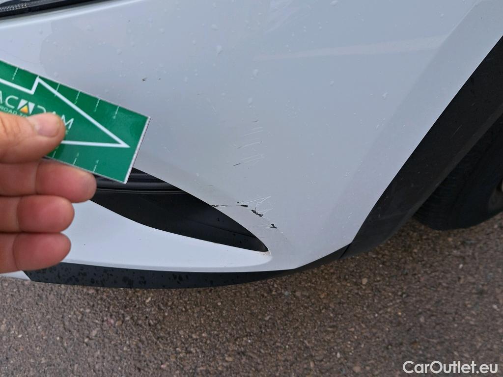  Renault  Captur RENAULT  / 2019 / 5P / todoterreno Intens TCe 90 (AC) #10