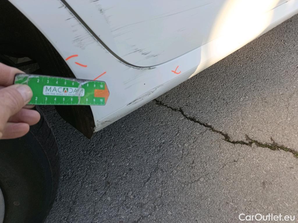  Skoda  Fabia SKODA  / 2021 / 5P / berlina con portón 1.0 TSI 70kW (95CV) Ambition (AC2) #3