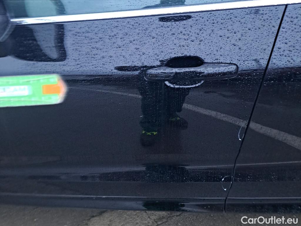  Volvo  XC60 VOLVO  / 2017 / 5P / todoterreno 2.0 B4 D Momentum Auto #1