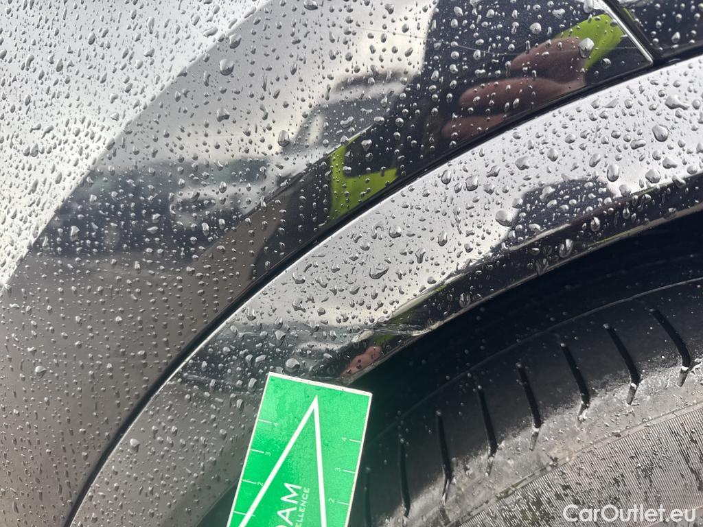  Porsche  Cayenne PORSCHE  Coupé / 2019 / 5P / todoterreno E-Hybrid #28