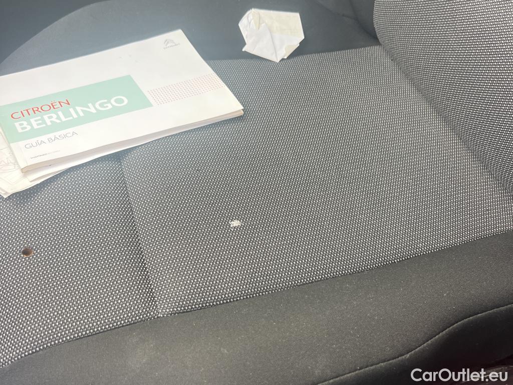  Citroen  Berlingo CITROEN  / 2018 / 4P / combi Talla M BlueHDi 100 S&S LIVE (AC) #2