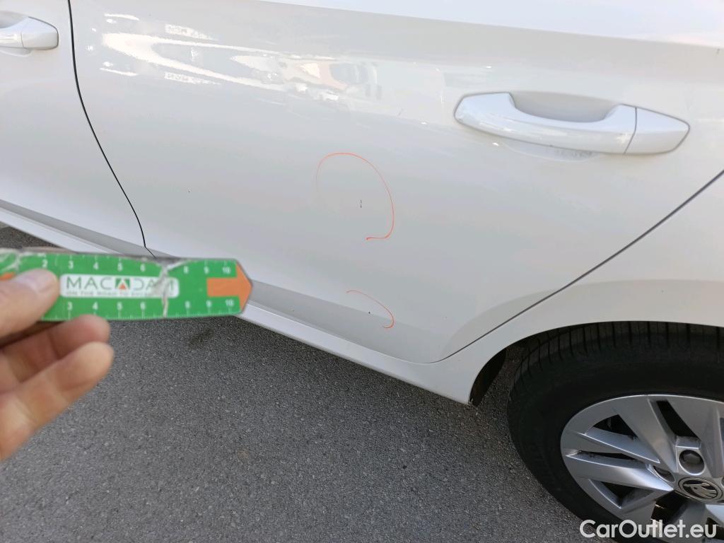  Skoda  Fabia SKODA  / 2021 / 5P / berlina con portón 1.0 TSI 70kW (95CV) Ambition (AC2) #11