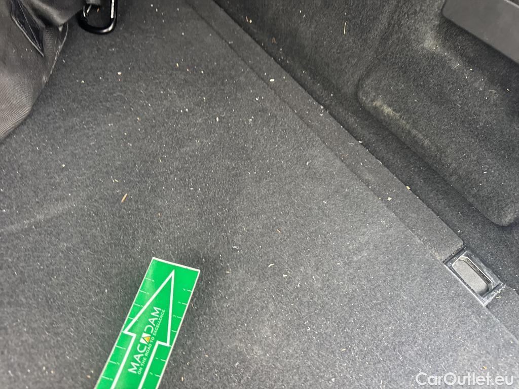  Porsche  Cayenne PORSCHE  Coupé / 2019 / 5P / todoterreno E-Hybrid #35