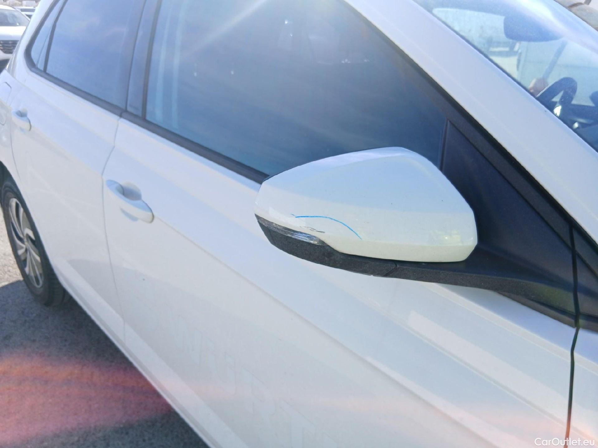  Volkswagen  Polo VOLKSWAGEN  / 2021 / 5P / berlina con portón Life 1.0 TSI 70kW (95CV) #38