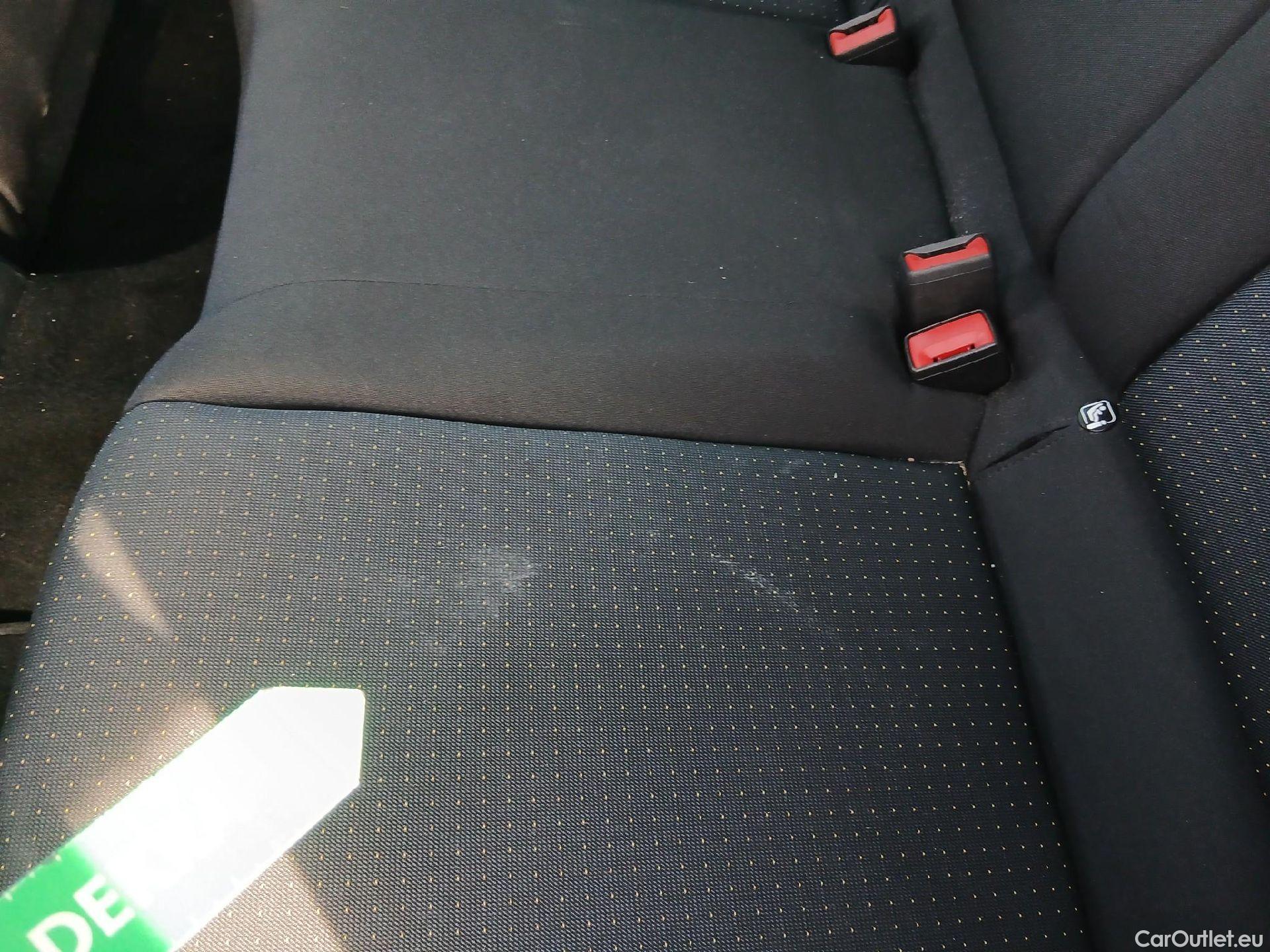  Seat  Arona SEAT  / 2017 / 5P / todoterreno 1.0 TSI 81kW (110CV) Style Plus (AC) #14