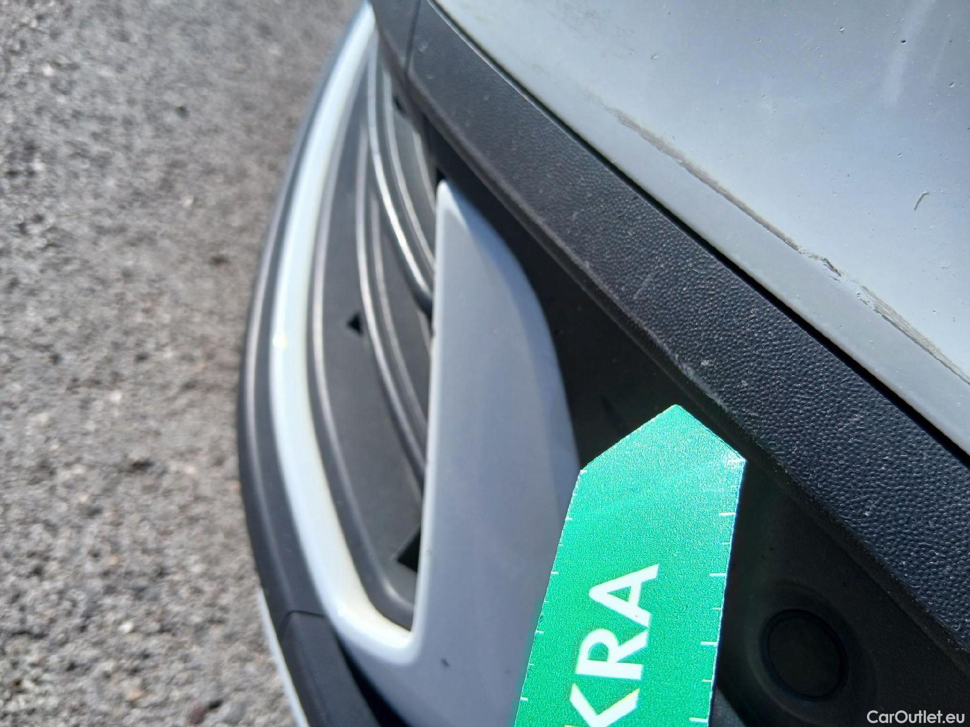  Volkswagen  Polo VOLKSWAGEN  / 2021 / 5P / berlina con portón Life 1.0 TSI 70kW (95CV) #7