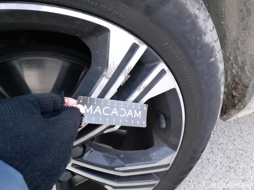  Volvo  XC 40 VOLVO XC40 / 2017 / 5P / todoterreno 1.5 T4 Twin Recharge Inscription Auto #4