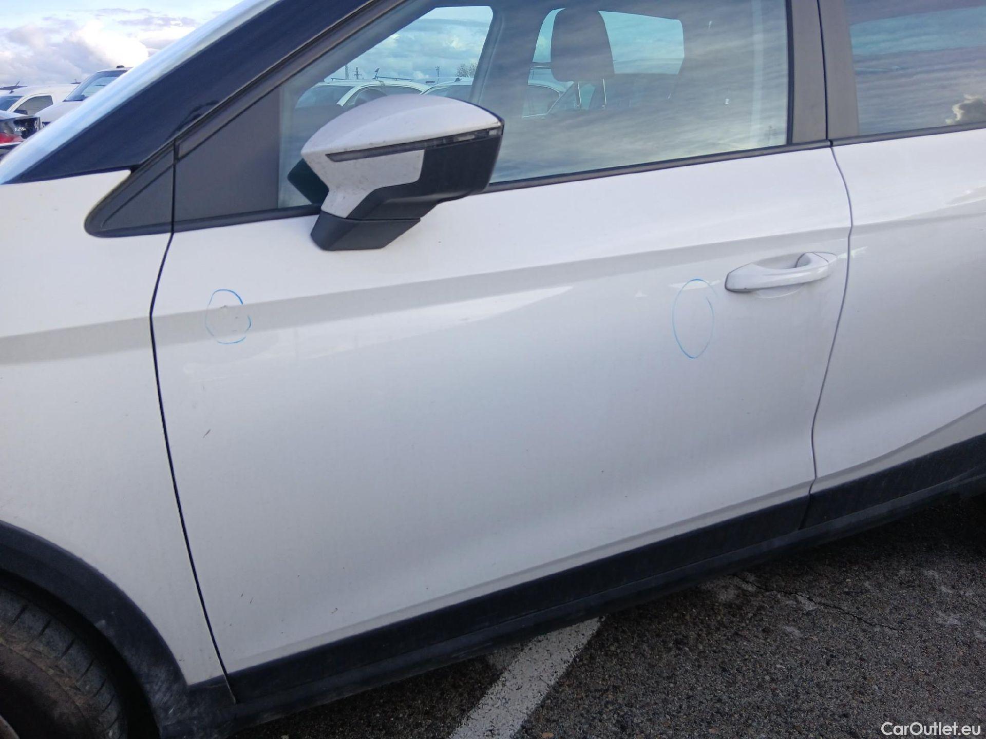  Seat  Arona SEAT  / 2017 / 5P / todoterreno 1.0 TSI 81kW (110CV) Style Plus (AC) #8