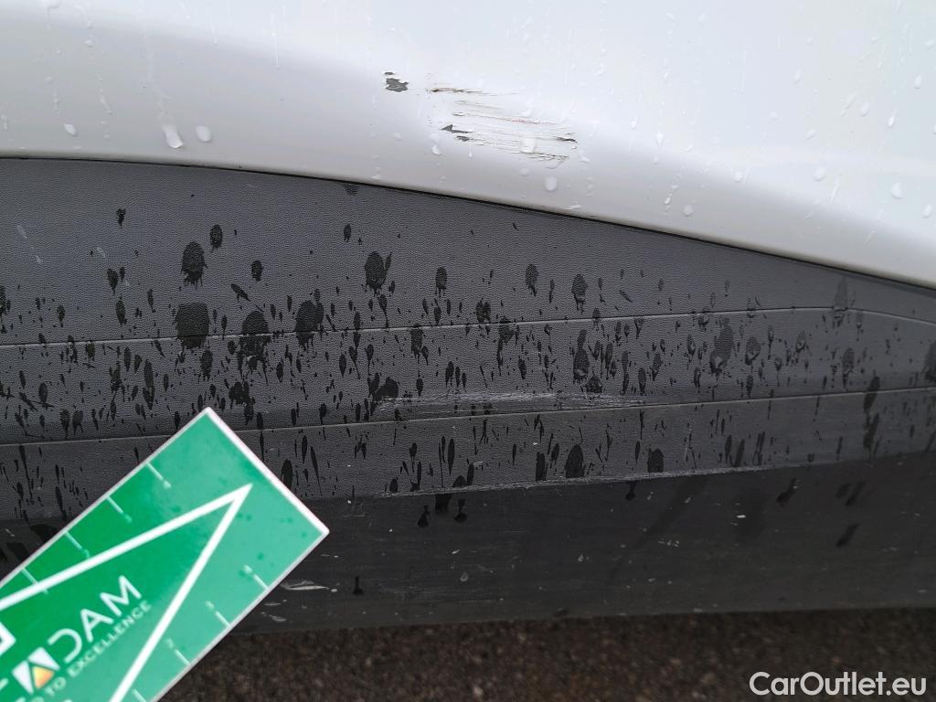  Renault  Captur RENAULT  / 2019 / 5P / todoterreno Intens TCe 90 (AC) #16