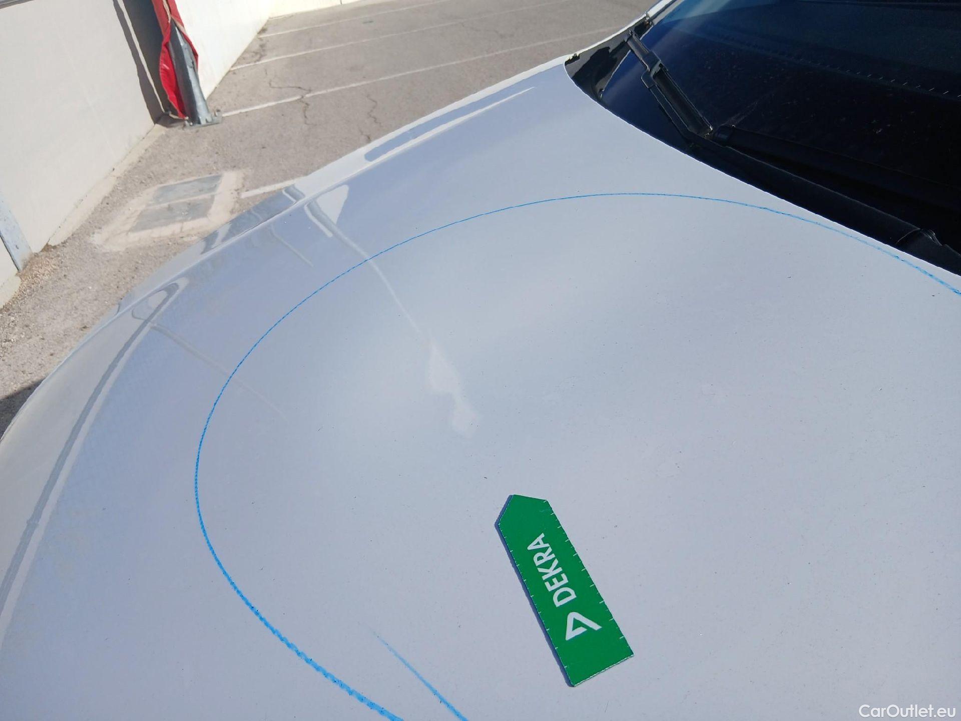  Volkswagen  Polo VOLKSWAGEN  / 2021 / 5P / berlina con portón Life 1.0 TSI 70kW (95CV) #34