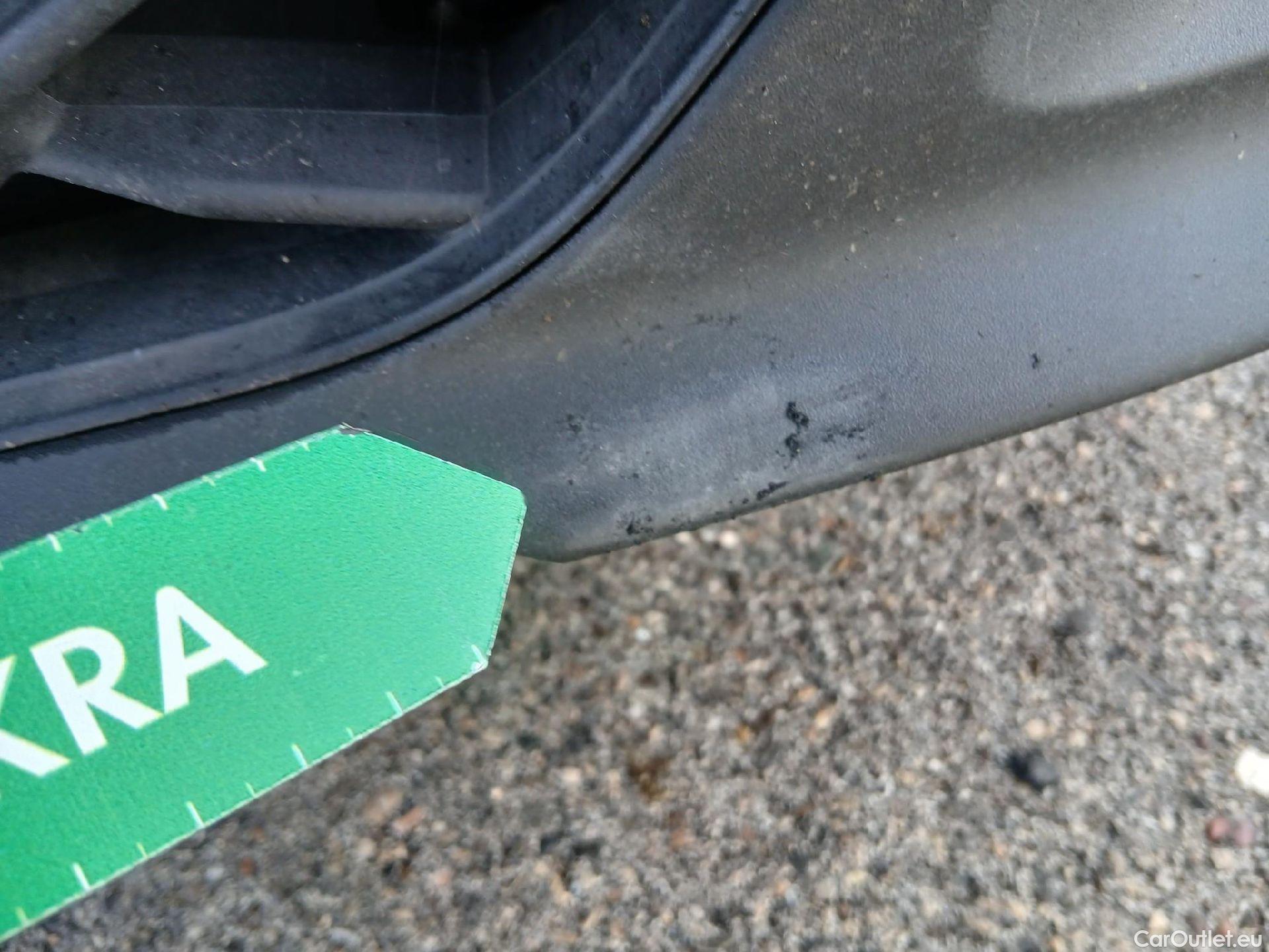  Seat  Arona SEAT  / 2017 / 5P / todoterreno 1.0 TSI 81kW (110CV) Style Plus (AC) #5