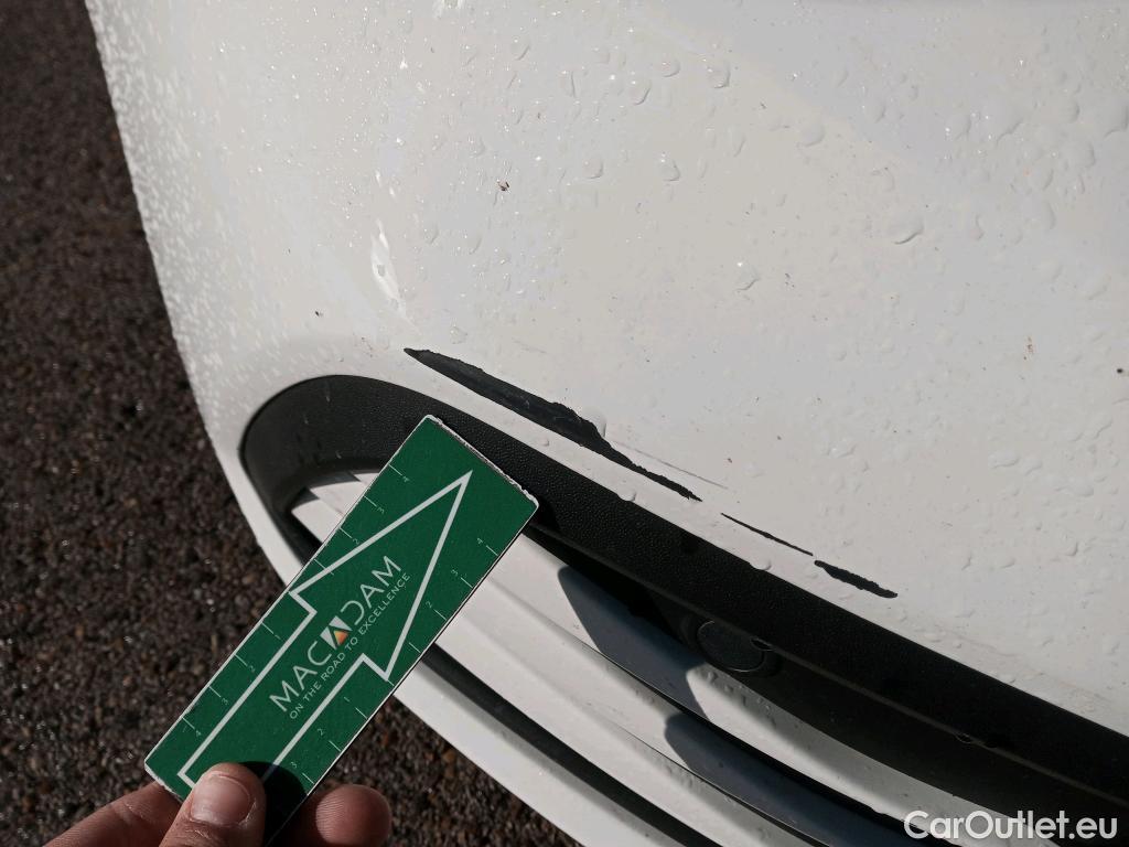  Volkswagen  Golf  VOLKSWAGEN / 2020 / 5P / berlina con portón 2.0 TDI 85kW (115CV) #8