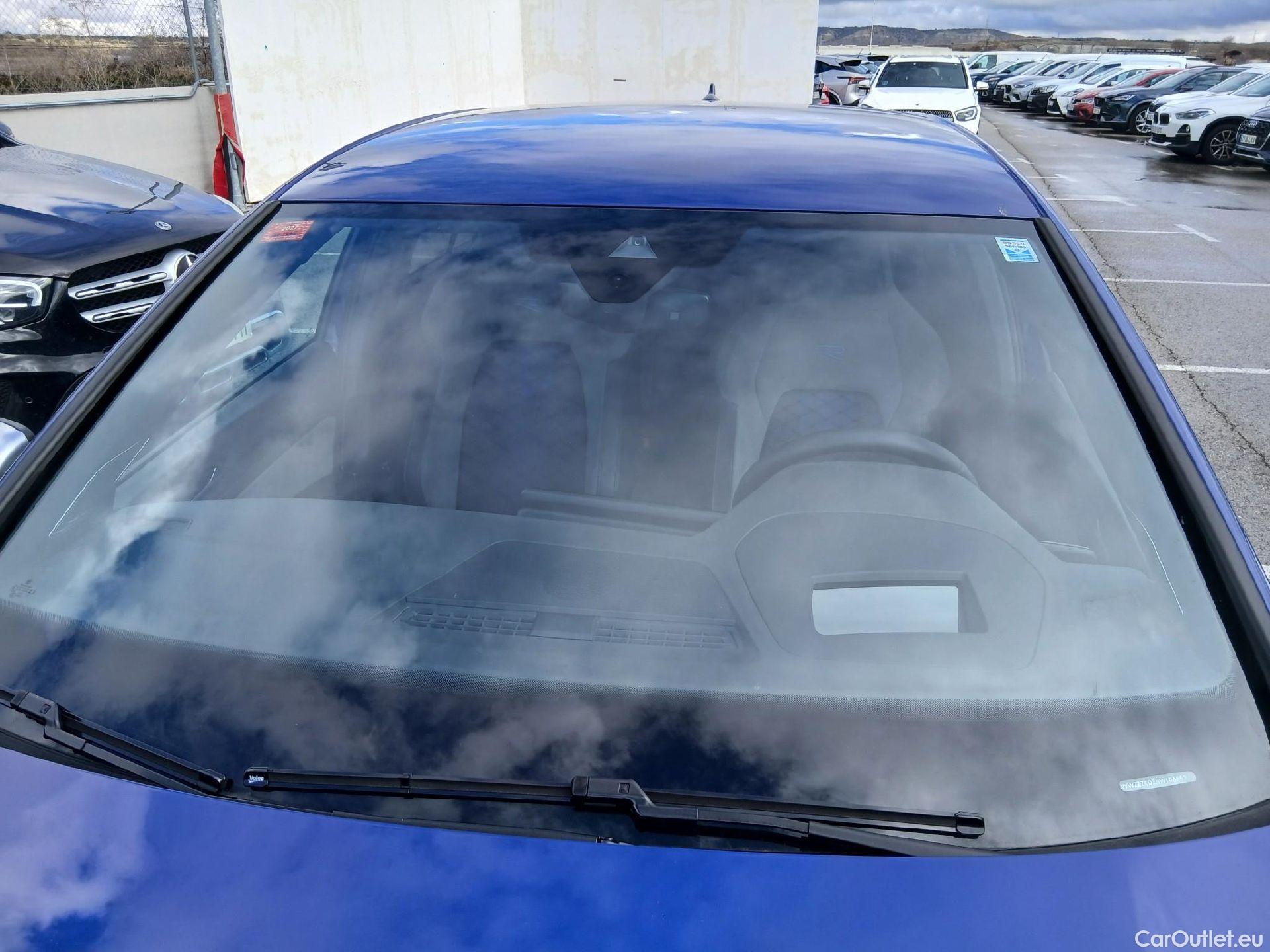  Volkswagen  Golf  VOLKSWAGEN / 2020 / 5P / berlina con portón R 2.0 TSI 235kW (320CV) 4Motion DSG #1