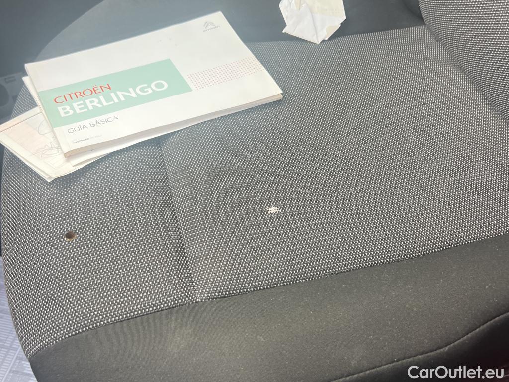  Citroen  Berlingo CITROEN  / 2018 / 4P / combi Talla M BlueHDi 100 S&S LIVE (AC) #1