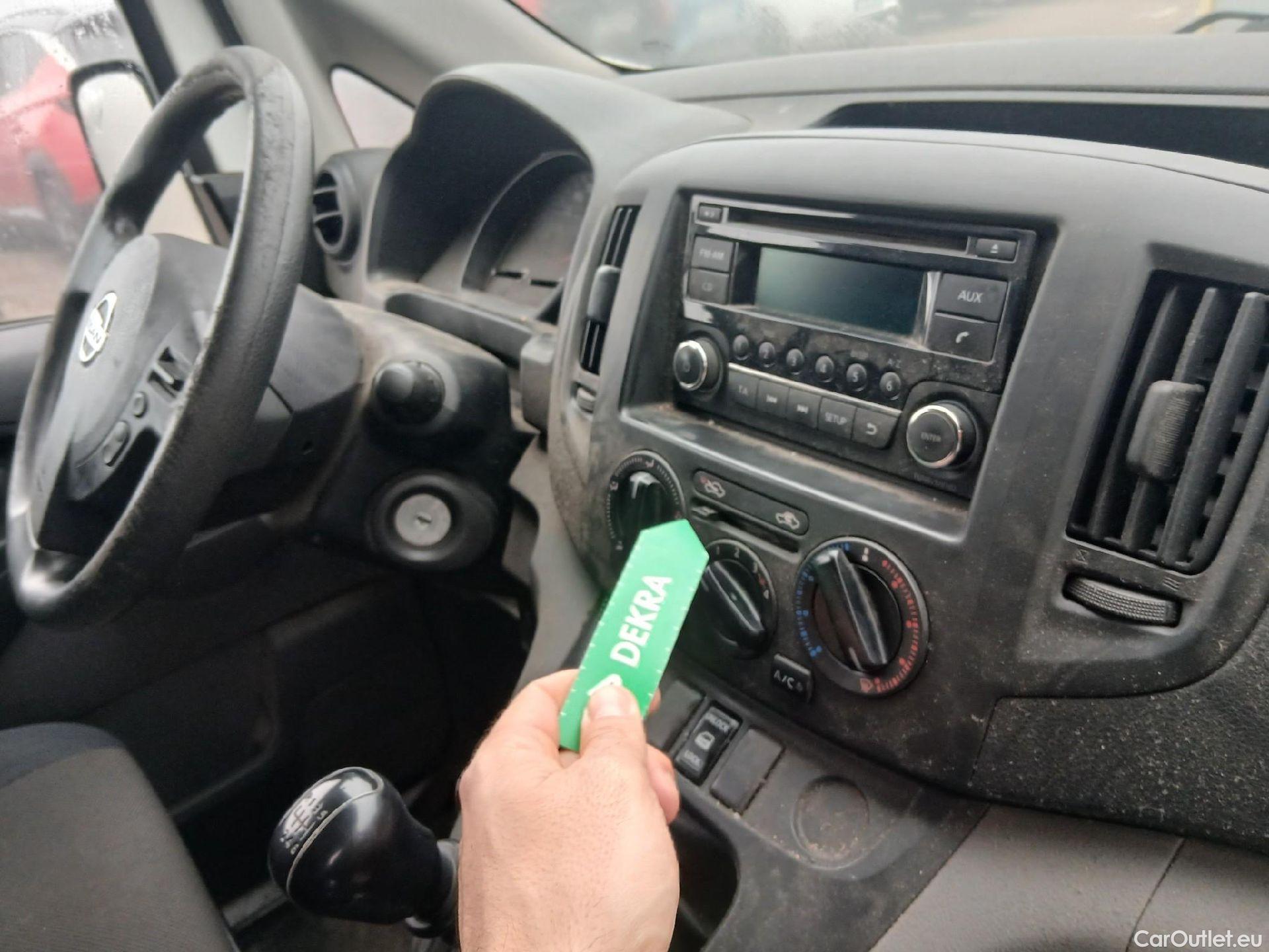  Nissan  NV200 NISSAN  VU 5p 1G furgón 1.5dCi 81kW (110CV) COMFORT #28