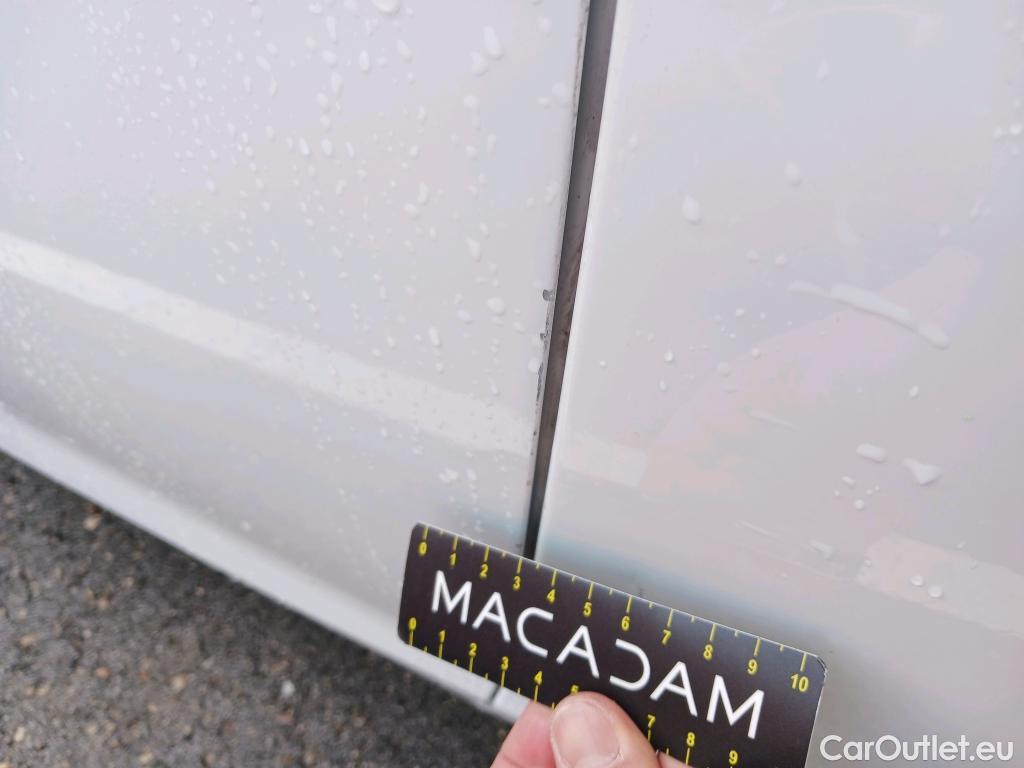  Ford  Fiesta FORD  VAN VU 3p 6G berlina comerci 1.5 TDCi 75cv #23