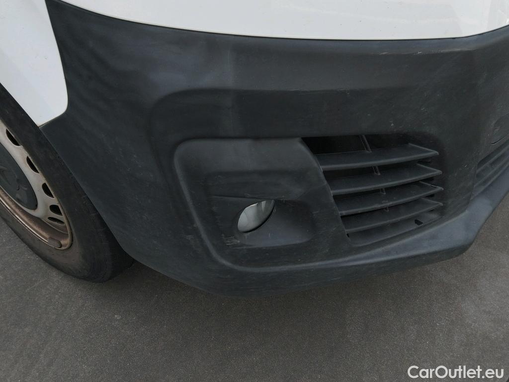  Citroen  Jumpy CITROEN  / 2016 / 4P / furgón DC Abatib Talla XL BlueHDi 120 Control  RAMPA DE ACCESO #28