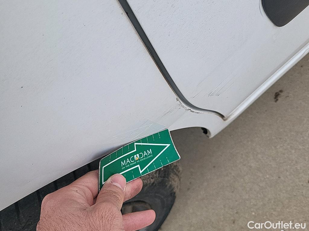  Citroen  Berlingo CITROEN  / 2015 / 3P / furgón derivado de turismo BlueHDi 74KW (100CV) #4