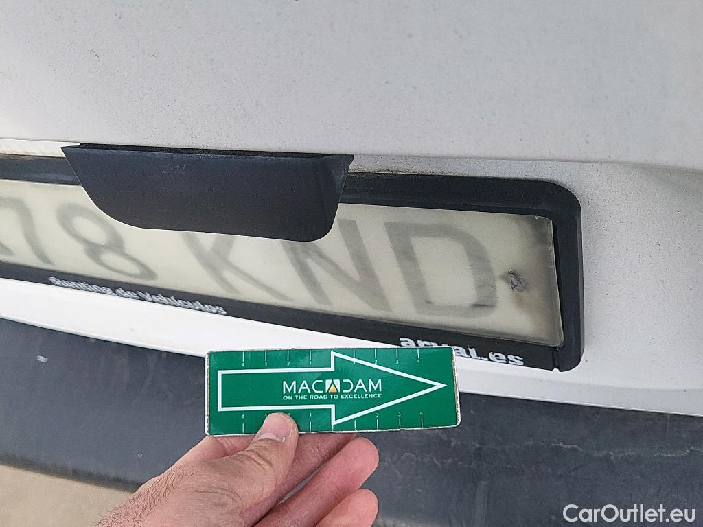  Citroen  Berlingo CITROEN  / 2015 / 3P / furgón derivado de turismo BlueHDi 74KW (100CV) #44