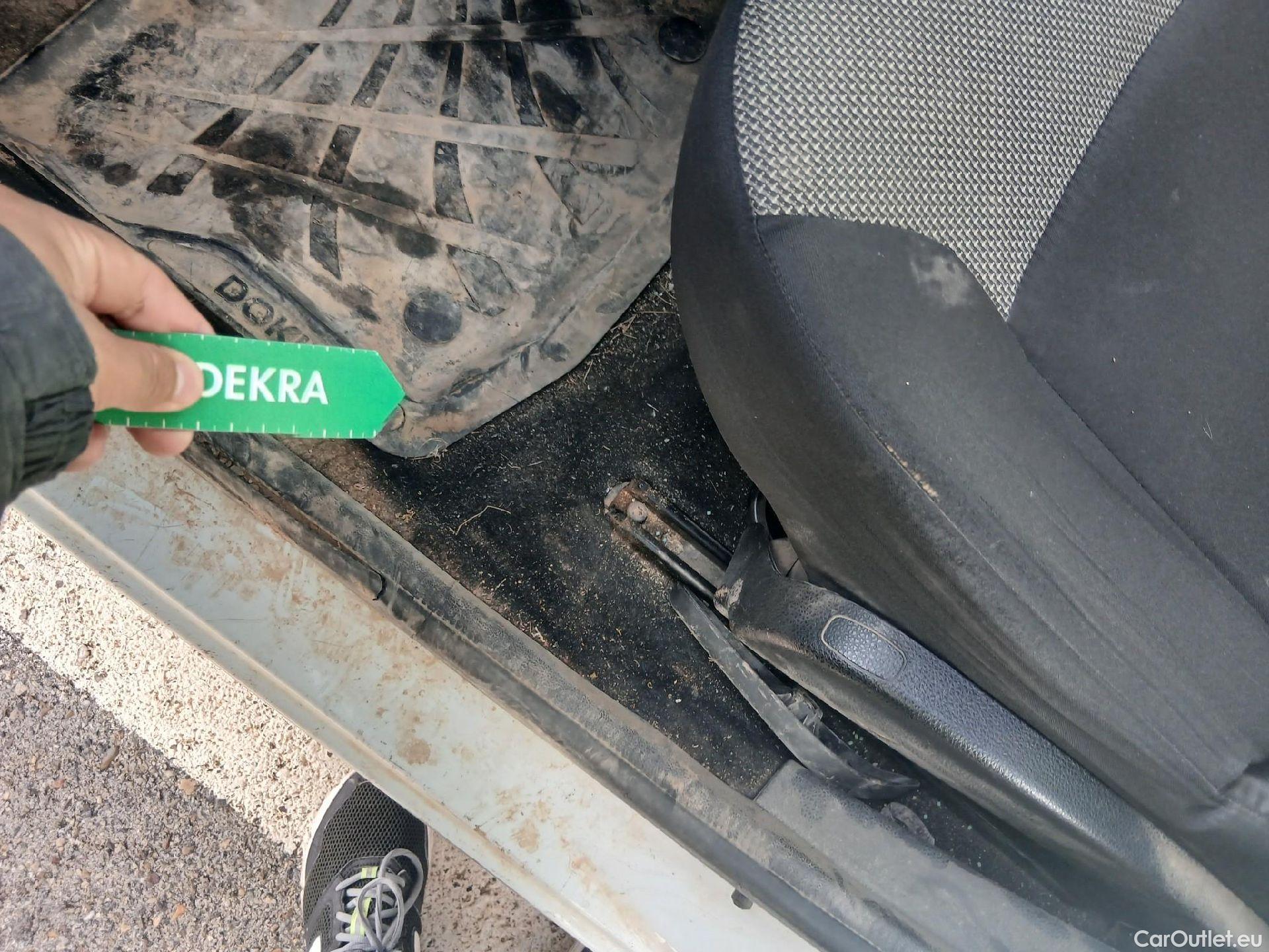  Dacia  Dokker DACIA  / 2013 / 4P / combi Essential Blue dCi 70kW (95CV) N1 #12