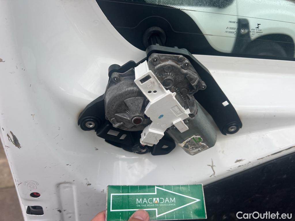  Citroen  Berlingo CITROEN  / 2018 / 4P / combi Talla M BlueHDi 100 S&S LIVE (AC) #62