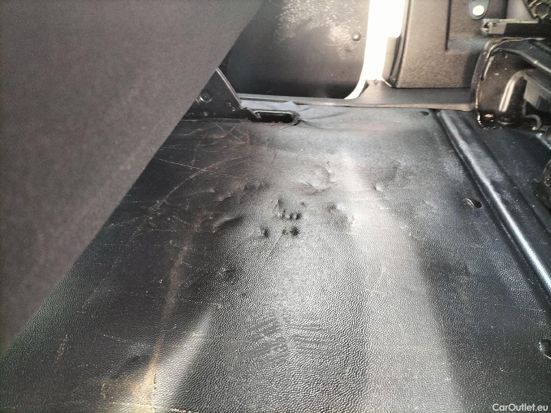  Opel  Vivaro OPEL  / 2019 / 4P / combi 1.5 Diésel 88kW (120CV) M Std Express #28