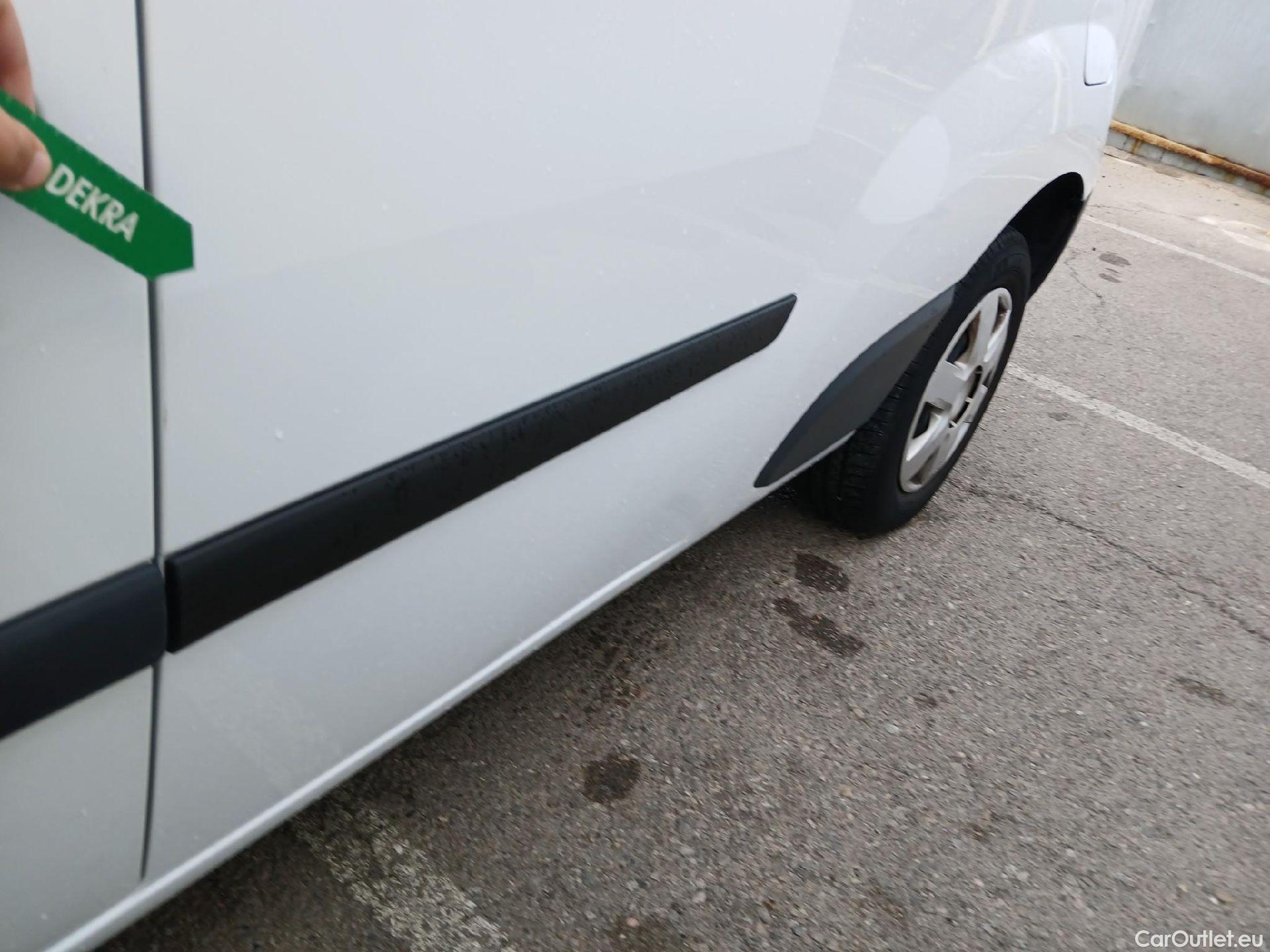  Nissan  NV200 NISSAN NV250 / 2019 / 4P / furgón 2pl 1.5dCi 70 kW (95 CV) L2H1 COMFORT #18