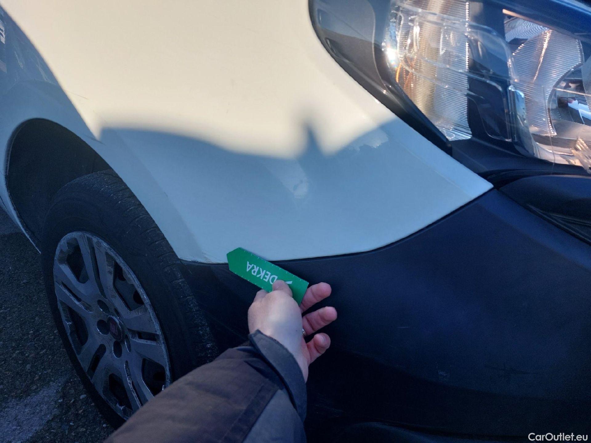  Fiat  Doblo FIAT Doblò Cargo/2015/4P/furgón derivado de turismo Cargo SX 1.3 Mjet 70 kW (95 CV) #8