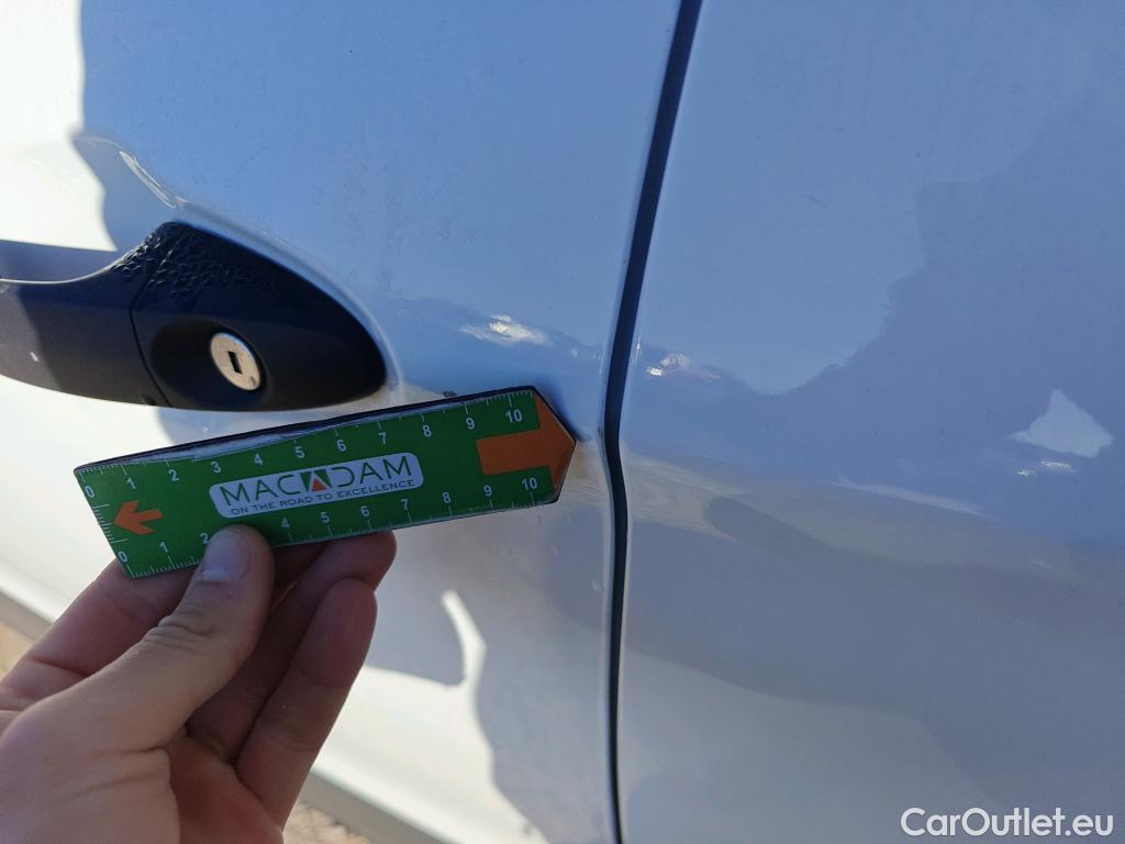  Ford  Transit FORD  Courier/2014/4P/furgón der.turis Van 1.5 TDCi 75kW Trend #45