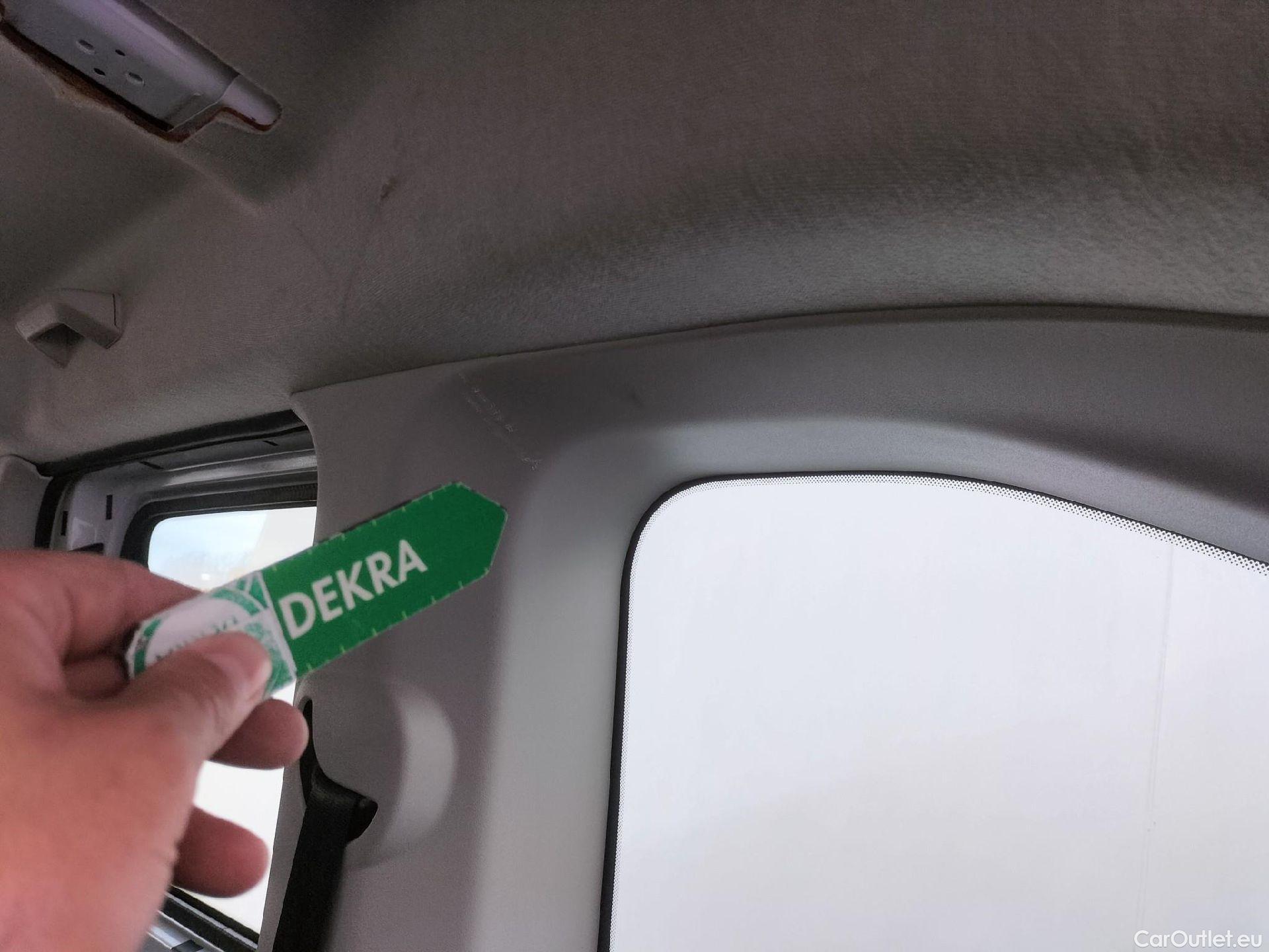  Opel  Combo OPEL  Life / 2018 / 4P / combi 1.5 TD 75kW Business Edition L1 N1 #37