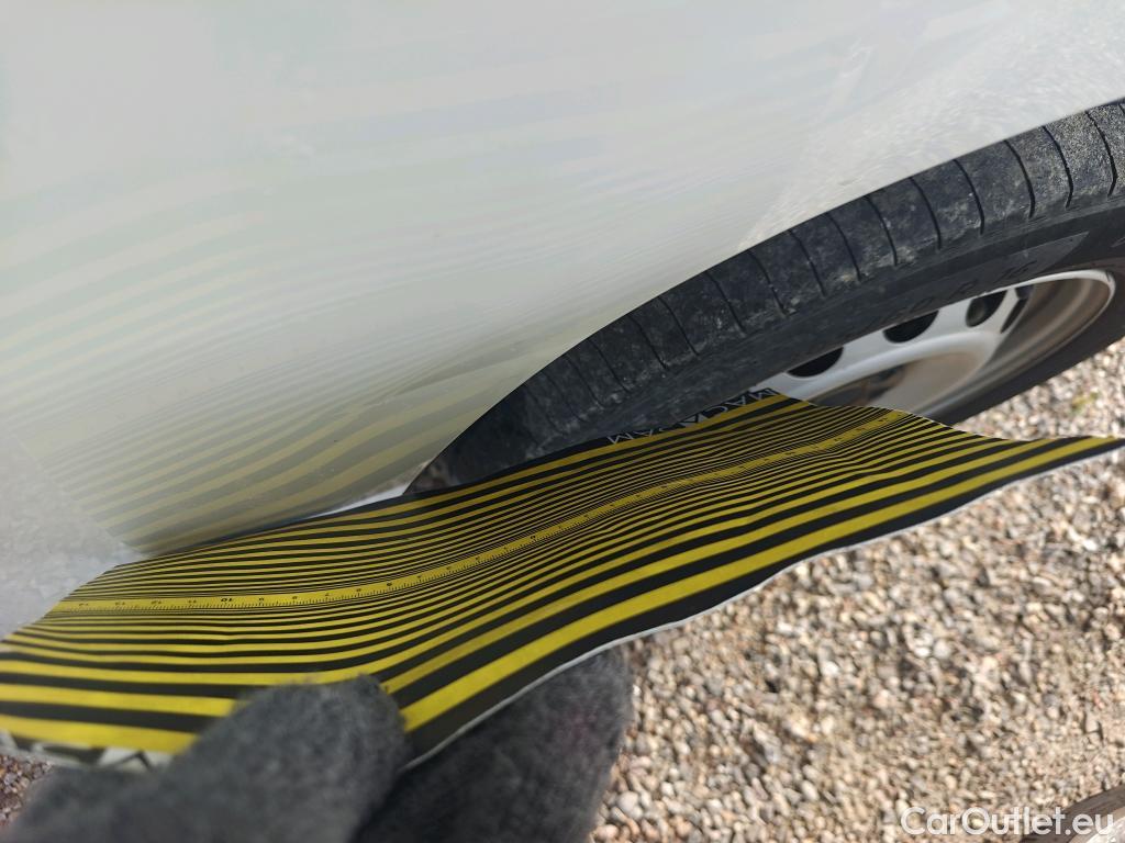  Citroen  Berlingo CITROEN  / 2018 / 4P / furgón derivado de turismo Talla M BlueHDi 130 CLUB #2